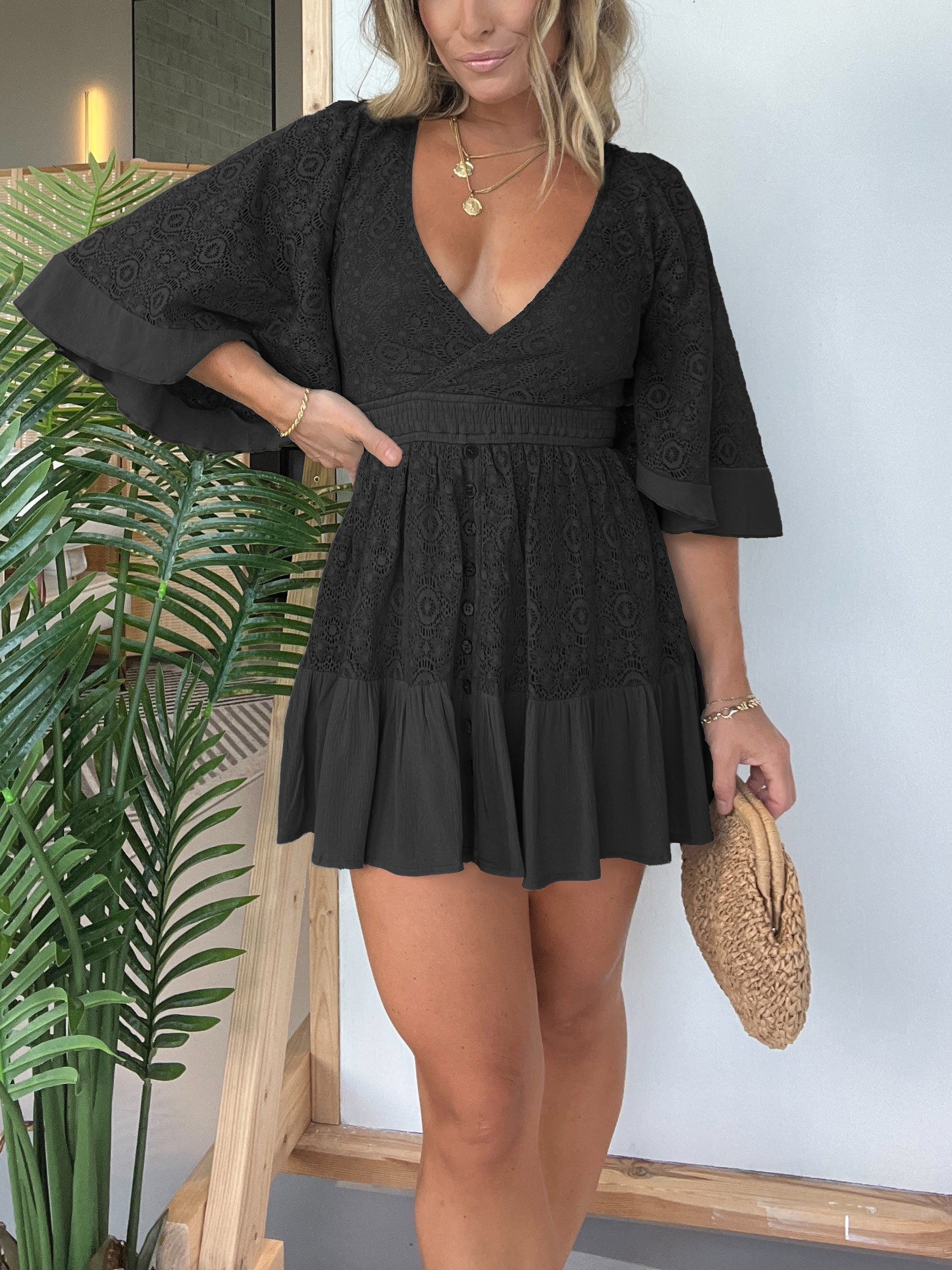 Marcatino™  RomperDress: Elegante V-hals Mini Romper Jurk