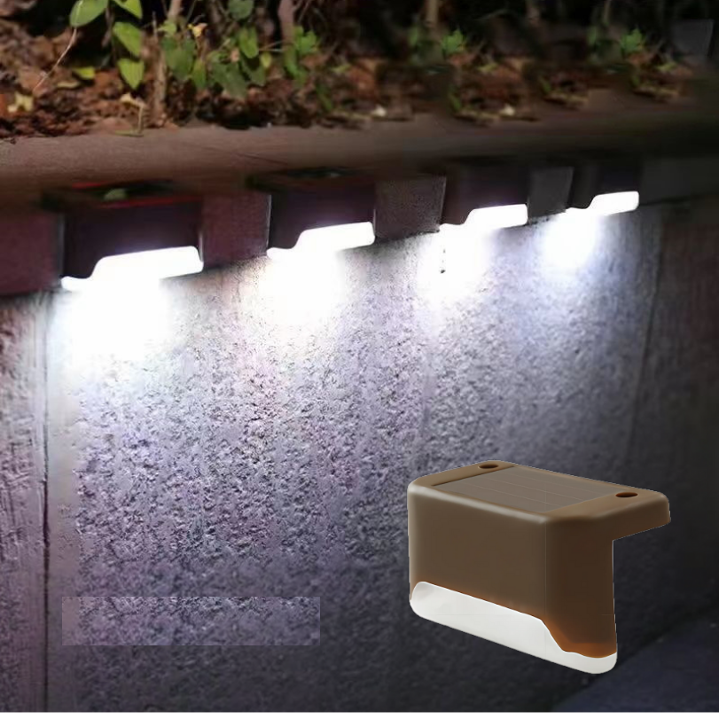 SolarLight 2+2 GRATIS: Zonne-Energie Aangedreven Buitenlamp