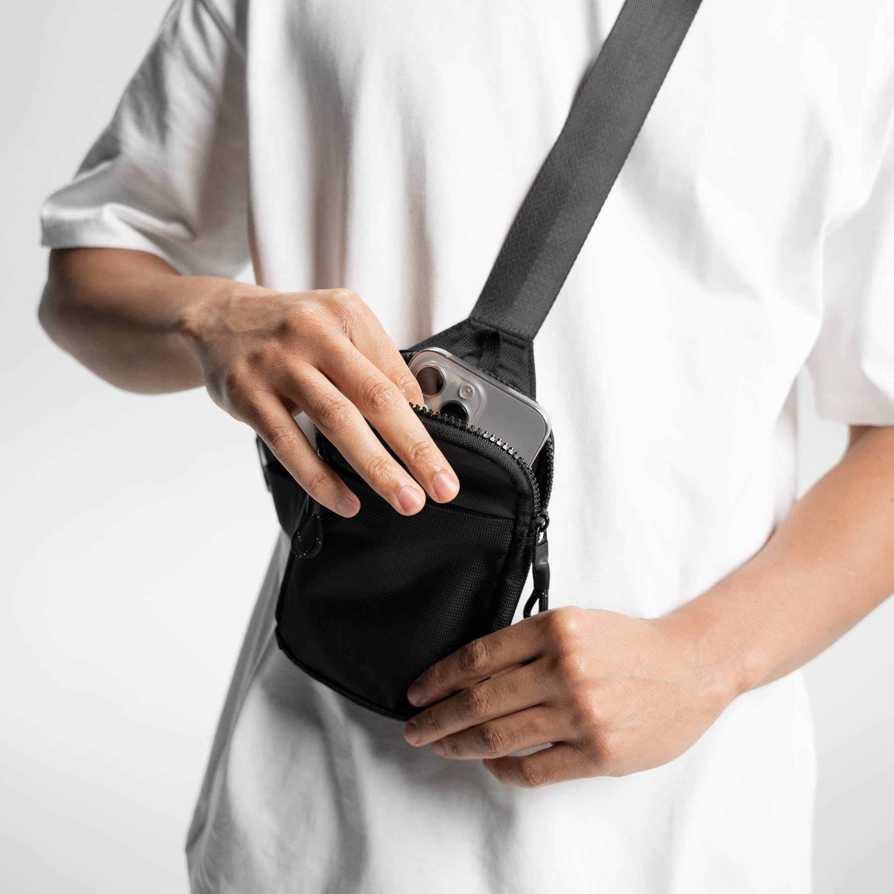 Maratino™ SlingBag 1+1 GRATIS: Verstelbare Riem Unisex Reis Borstz Sling Tas