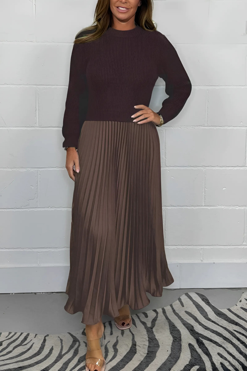 ClassyDress: Lange Mouwen Top Met Elegante Geplooide Onderkant Jurk
