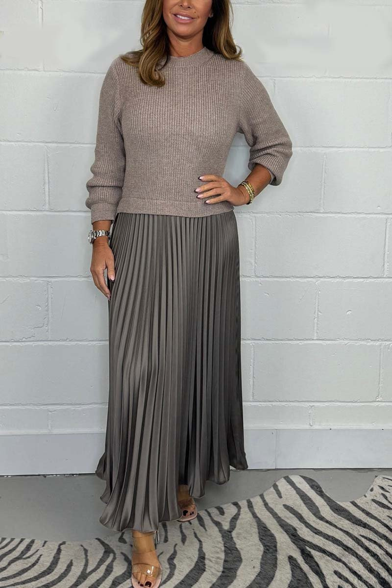 ClassyDress: Lange Mouwen Top Met Elegante Geplooide Onderkant Jurk