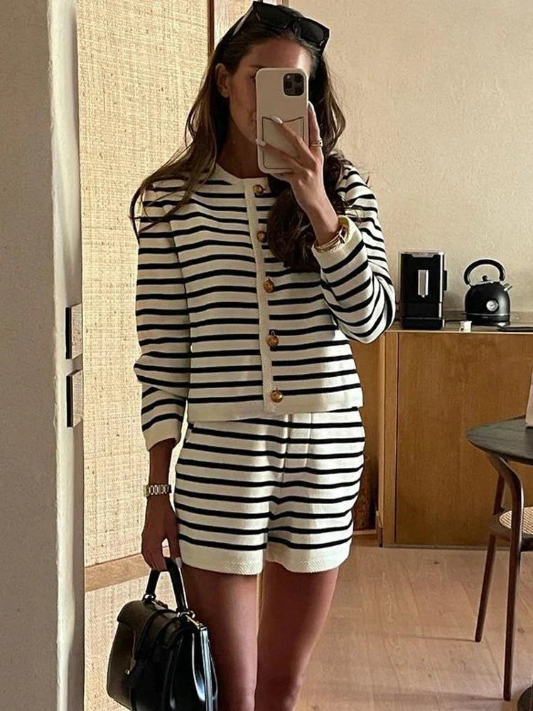 Marcatino™ Mykonos Gestreept Vest & Korte Broek met Gouden Knop