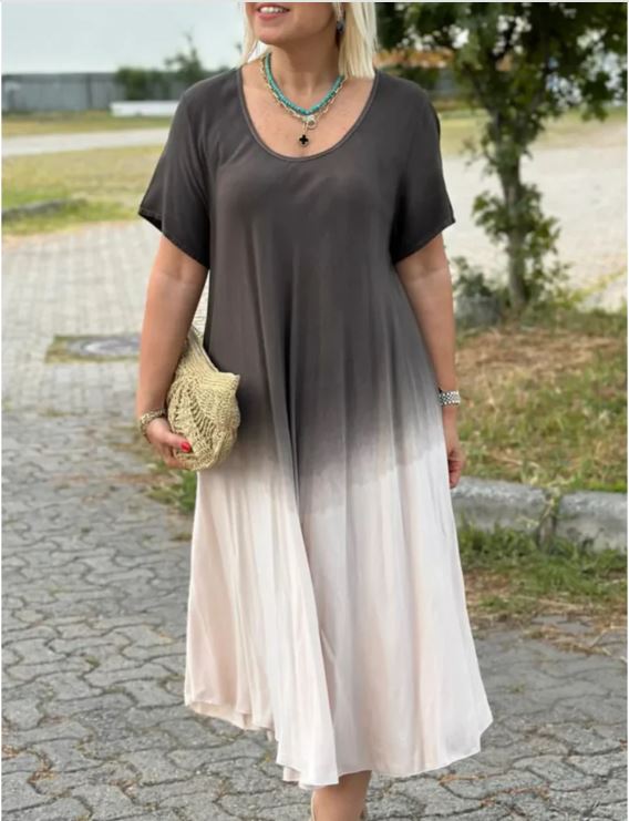 Marcatino™ LooseDress: Kleurverloop Ronde Hals Korte Mouw Jurk