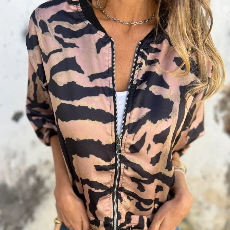 LeopardJacket: Elegant Stijlvol Leopardprint Jasje