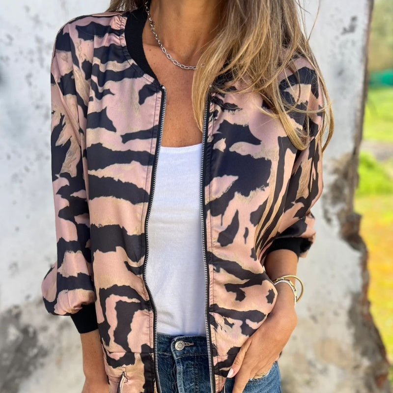 LeopardJacket: Elegant Stijlvol Leopardprint Jasje
