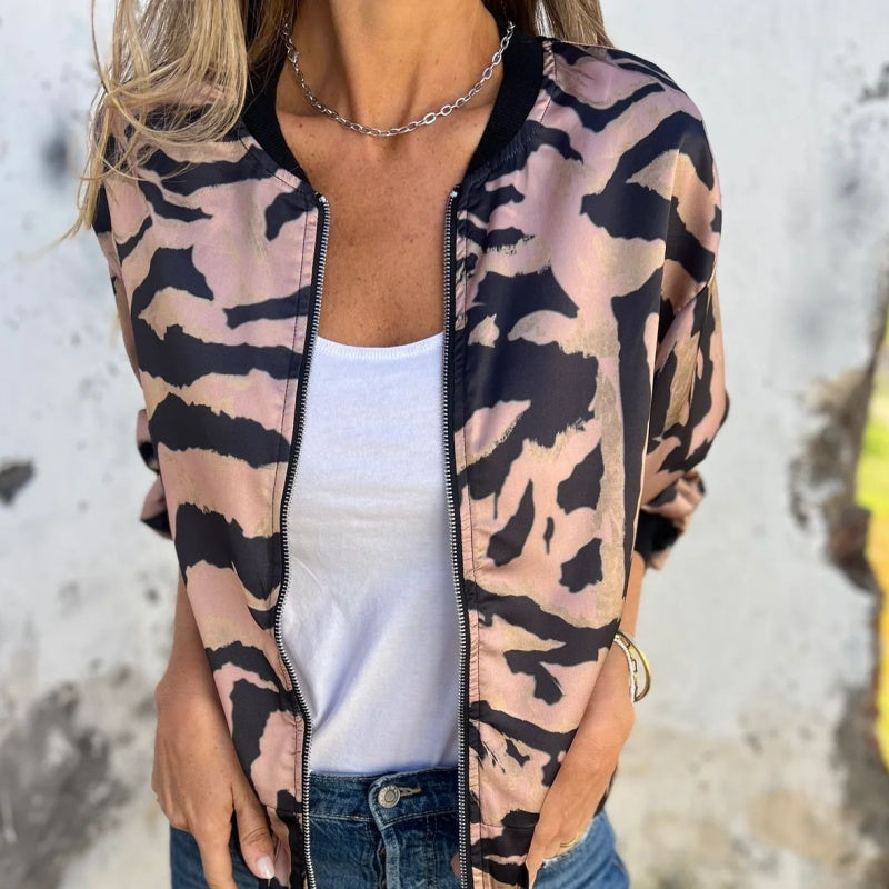 LeopardJacket: Elegant Stijlvol Leopardprint Jasje